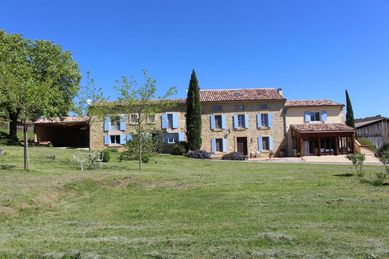 Gites Et Roulottes Au Domaine De La Trille Sainte-Foi Exterior foto