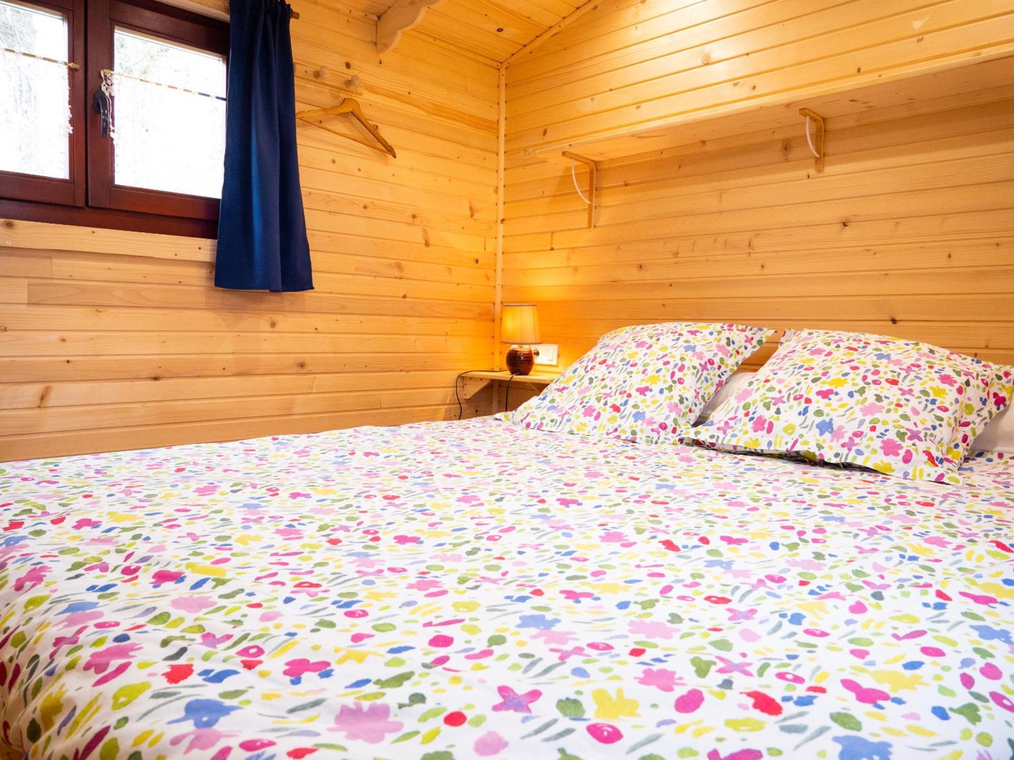 Gites Et Roulottes Au Domaine De La Trille Sainte-Foi Habitación foto